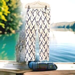 FREE PEOPLE Indigo Sky's Women's Jeans Size 10/28 Cropped & Flared